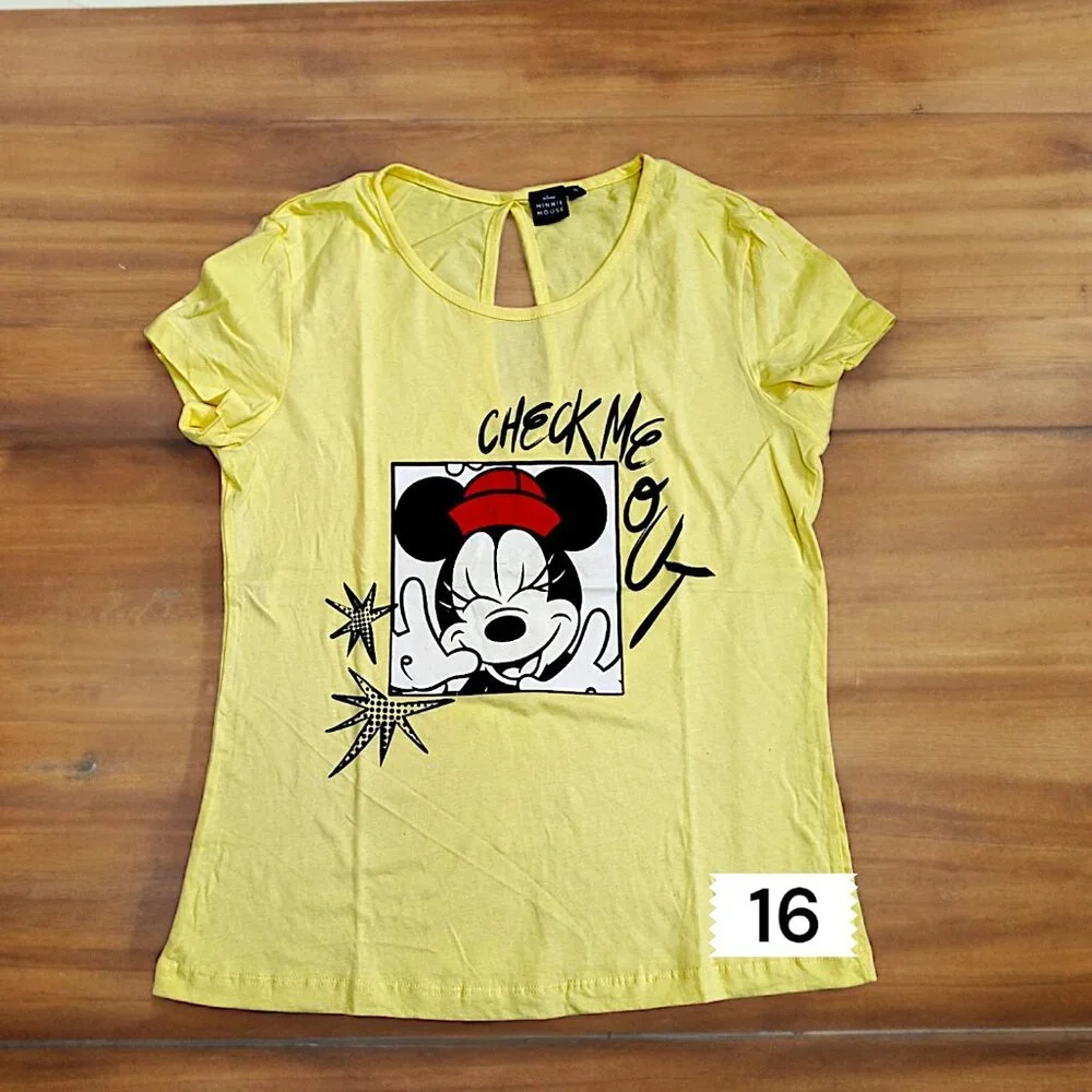 M Disney/marvel/bands/looney tunes/Teen and Women graphic T-shirts NWOT Pick one - Picture 6 of 17